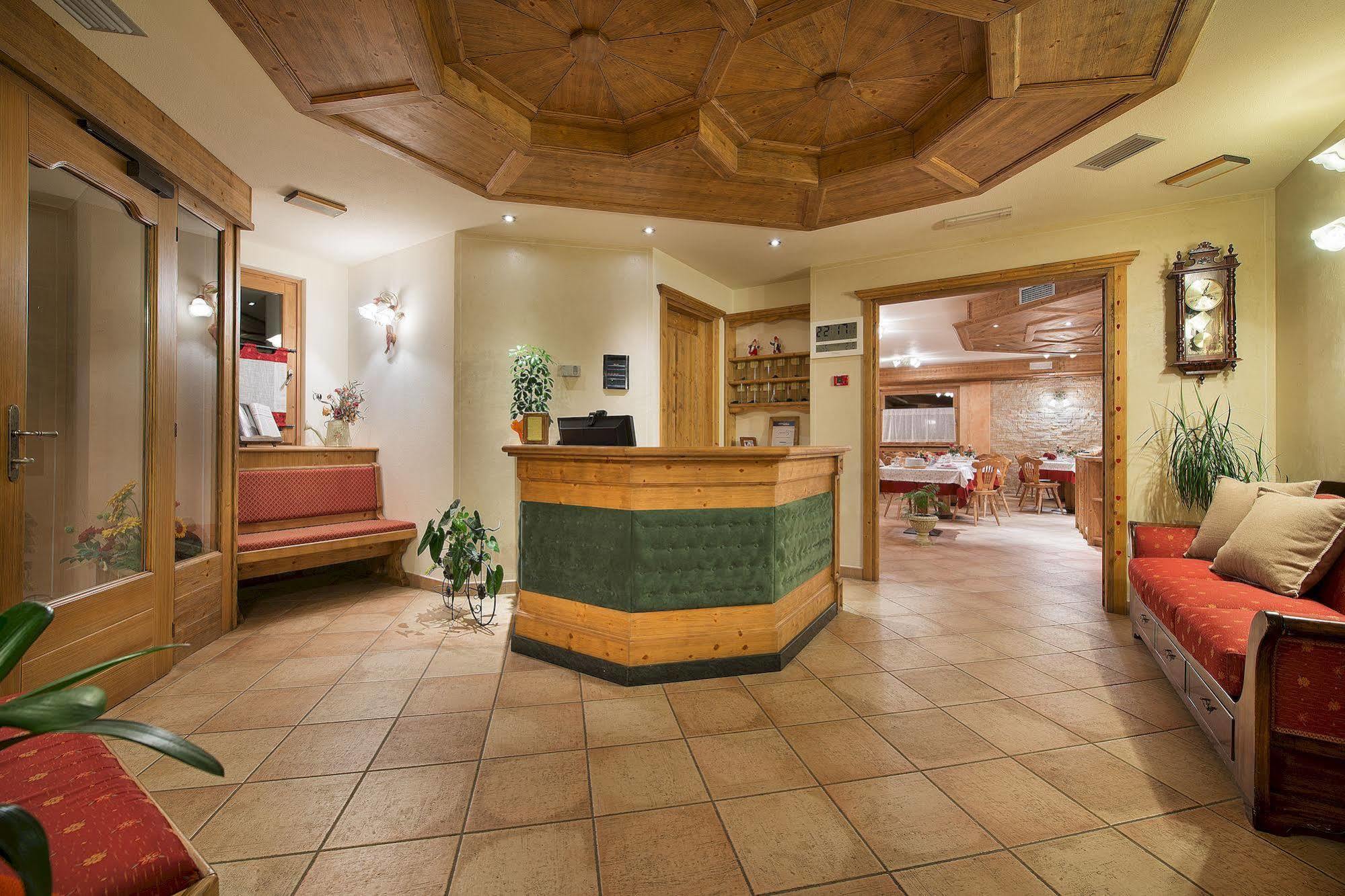 Garni Costanza Hotel 3*